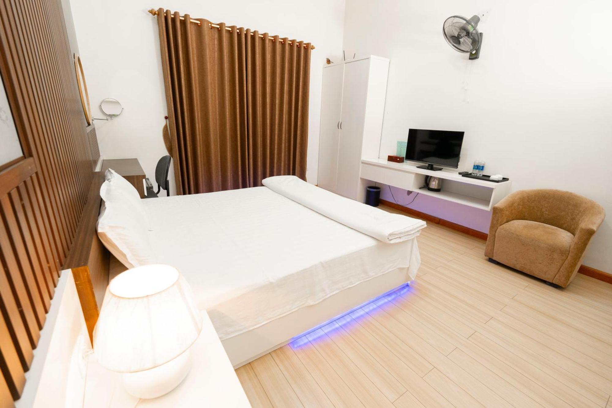 Bien Dong Complex Hotel Luong Son  Buitenkant foto